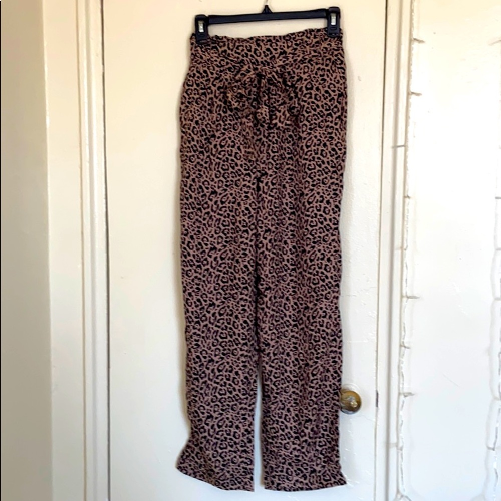 American Eagle cheetah print pants